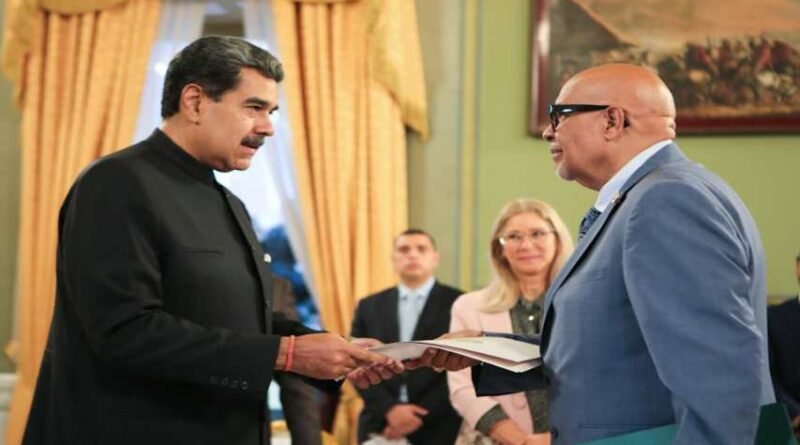 Diálogo Internacional: Maduro recibe embajadores de varios países en Miraflores