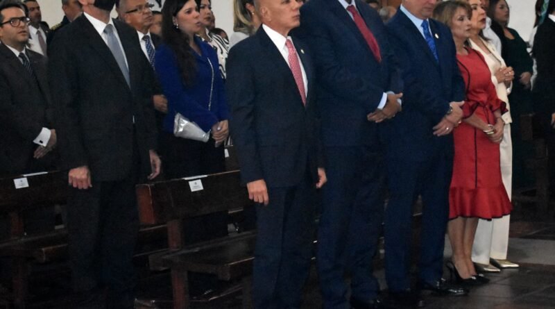 Gobernador Rosales decretó el 18 de Febrero Día Regional de la Ciencia en homenaje al Dr. Humberto Fernández Morán