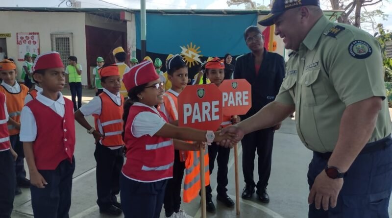 PoliLagunillas juramentó Brigadas Escolares en el G.E. “Eleazar López Contreras”