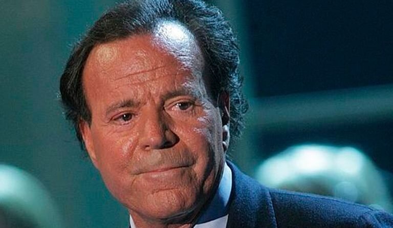 Julio Iglesias Abre su Corazón en una Serie Documental para Netflix