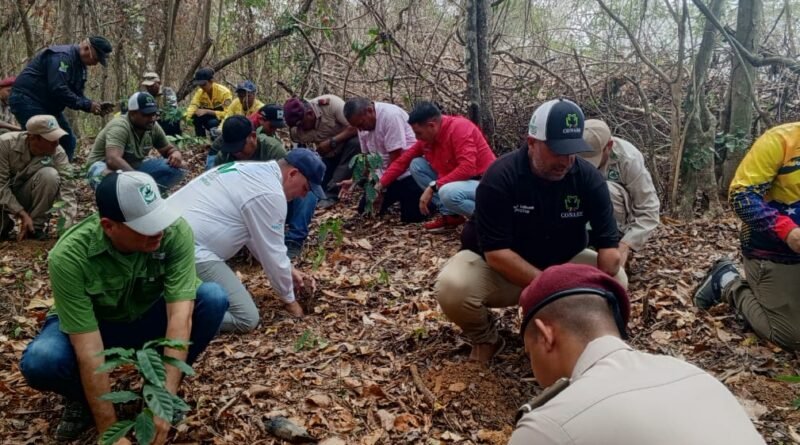Ministro de Ecosocialismo Josué Lorca visitó al Parque de Recreación Burro Negro, estado Zulia