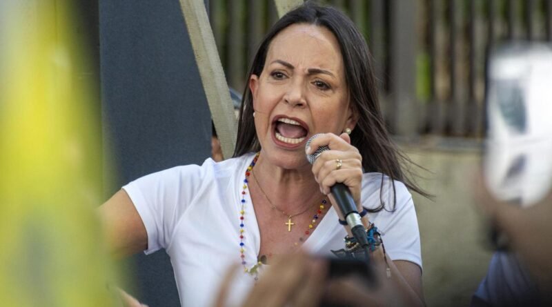 María Corina Machado anuncia estrategia de sustitución presidencial ante el CNE en nuevo mensaje (VIDEO)