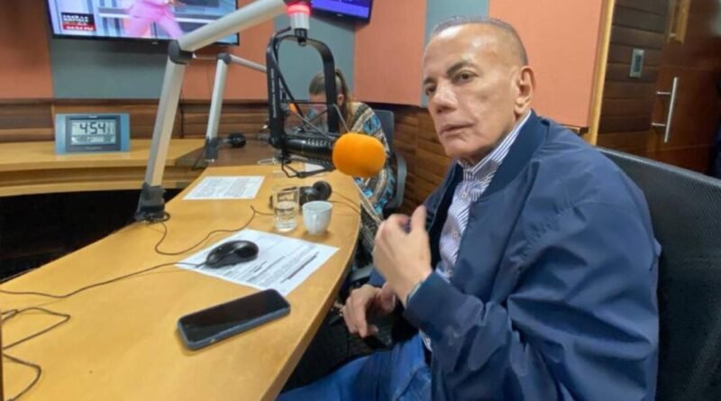 Manuel Rosales ofrece candidatura y tarjetas de UNT y la Plataforma Unitaria a María Corina Machado