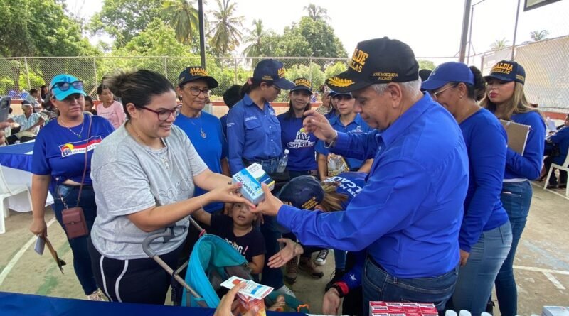 Alcaldía de Lagunillas benefició a 600 familias con nueva jornada en el sector El Menito