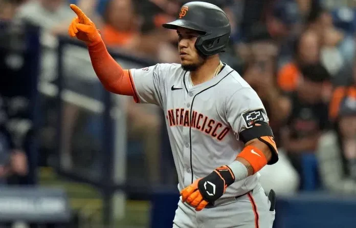 Thairo Estrada sentenció victoria de los Gigantes