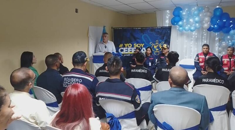 Cuerpo de Bomberos de Lagunillas gradúa nueva promoción de paramédicos