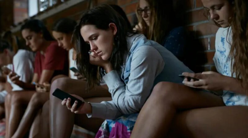 Qué pasó cuando 10 adolescentes se desprendieron de sus celulares durante 5 días