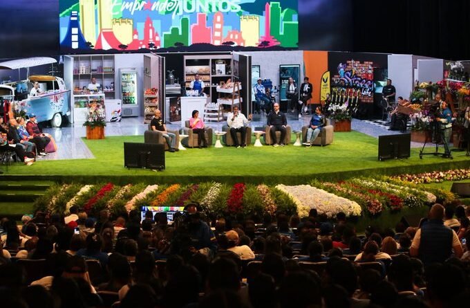 Maduro promulga Ley de Fomento de las Exportaciones No Petroleras para impulsar la economía