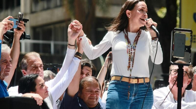 María Corina Machado asegura que Edmundo González se juramentará como presidente de Venezuela