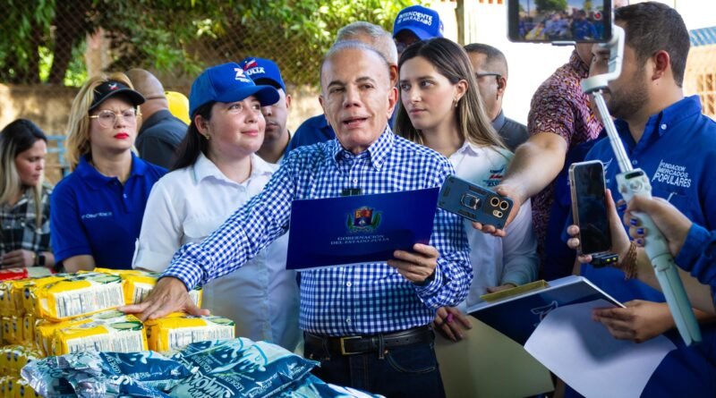Gobernador Rosales cierra la semana con programas sociales y entrega de créditos a productores