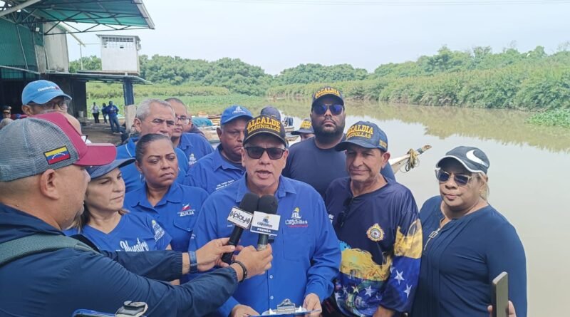 Con jornada de limpieza en las riberas del Lago celebran en Lagunillas Día Mundial de las Playas