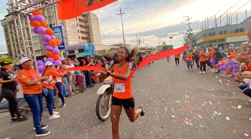 Alcaldía de Lagunillas organizó carrera 5K por la no violencia hacia la mujer lagunillense