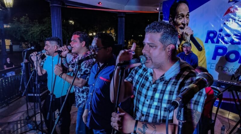 Fundagraez homenajeó al “Novio de Maracaibo” Ricardo Portillo