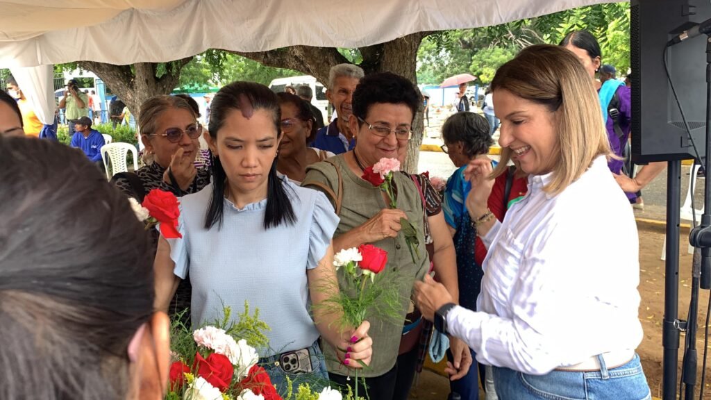 Alcaldía de Lagunillas realizó misa para honrar a los Fieles Difuntos este 2-N