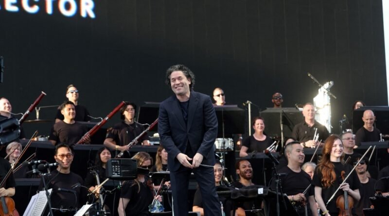 Gustavo Dudamel en Coachella 2025: La sinfónica que conquistó el desierto