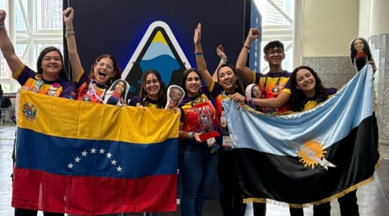 Team Ka’i de Venezuela Gana el ‘Judges Award’ en el Campeonato Internacional de Robótica FIRST en Houston