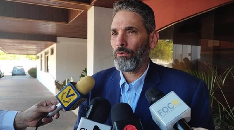 Ezio Angelini: “Manuel Rosales es el capitán que reflota al Zulia”