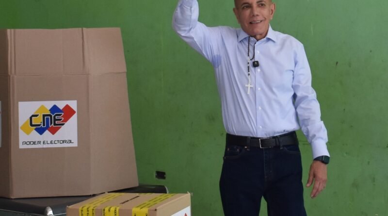 Manuel Rosales: “El Zulia nunca se rinde y hoy vuelve a ganar”