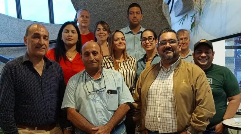 Concejo Municipal de Lagunillas Fortalece Alianza con Sector Comercial e Industrial
