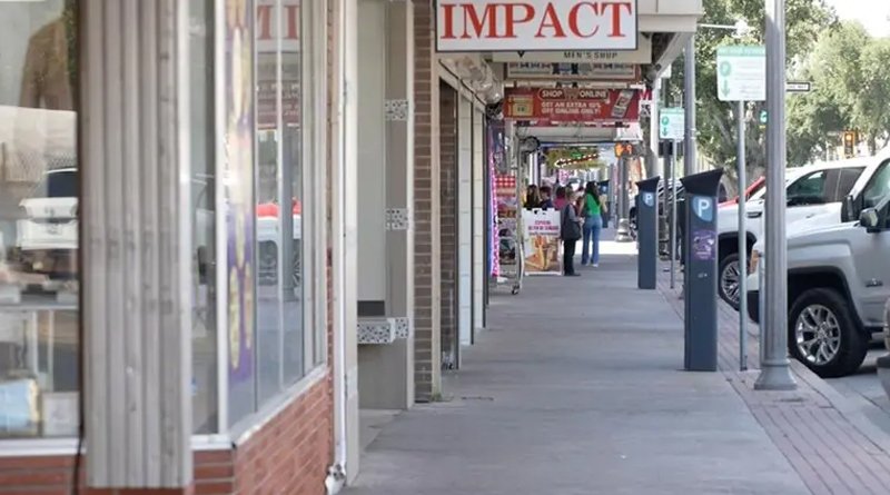 Comerciantes en la frontera sufren fuerte caída de ventas por temor a redadas migratorias