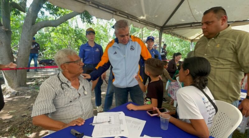 Alcaldía de Lagunillas beneficia a 480 familias con exitosa jornada social en El Menito I