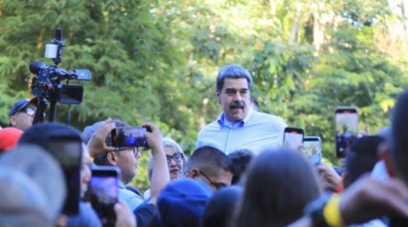 Maduro anuncia meta de crear 6.000 comunas para consolidar el poder popular en Venezuela