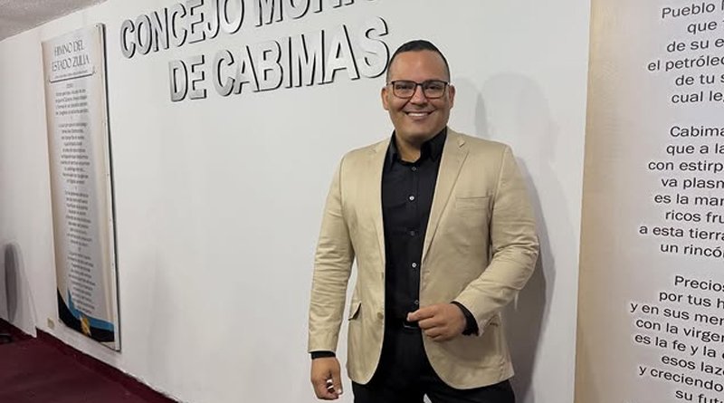 Cabimas honra a Diego Armando González, talento de Gigante FM 98.3 y Favoritas 97.9, por su aporte a la radio