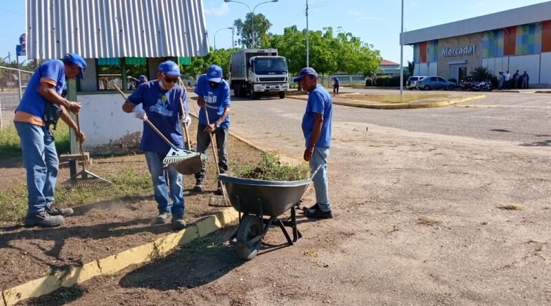 Alcalde José Mosquera inspeccionó trabajos de adecuación de la nueva sede operativa de Sedemaul
