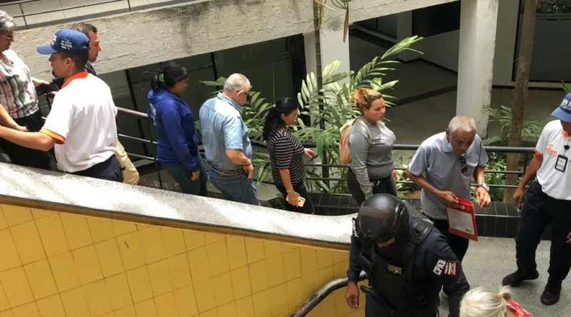 Lagunillas se suma al Caribe Wave 2026 con simulacro de desalojo en sede del Poder Público