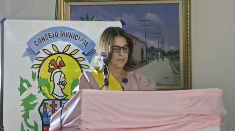 Primera dama de Lagunillas impulsa liderazgo femenino en sesión por el Día de la Mujer