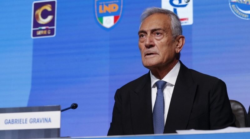 Renuncia presidente de la Federación Italiana tras fracaso mundialista