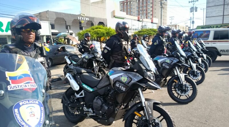 PoliLagunillas fortalece seguridad con 20 nuevas motopatrullas entregadas por el gobernador Luis Caldera