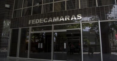 Fedecámaras y OIM impulsan empleo para venezolanos repatriados