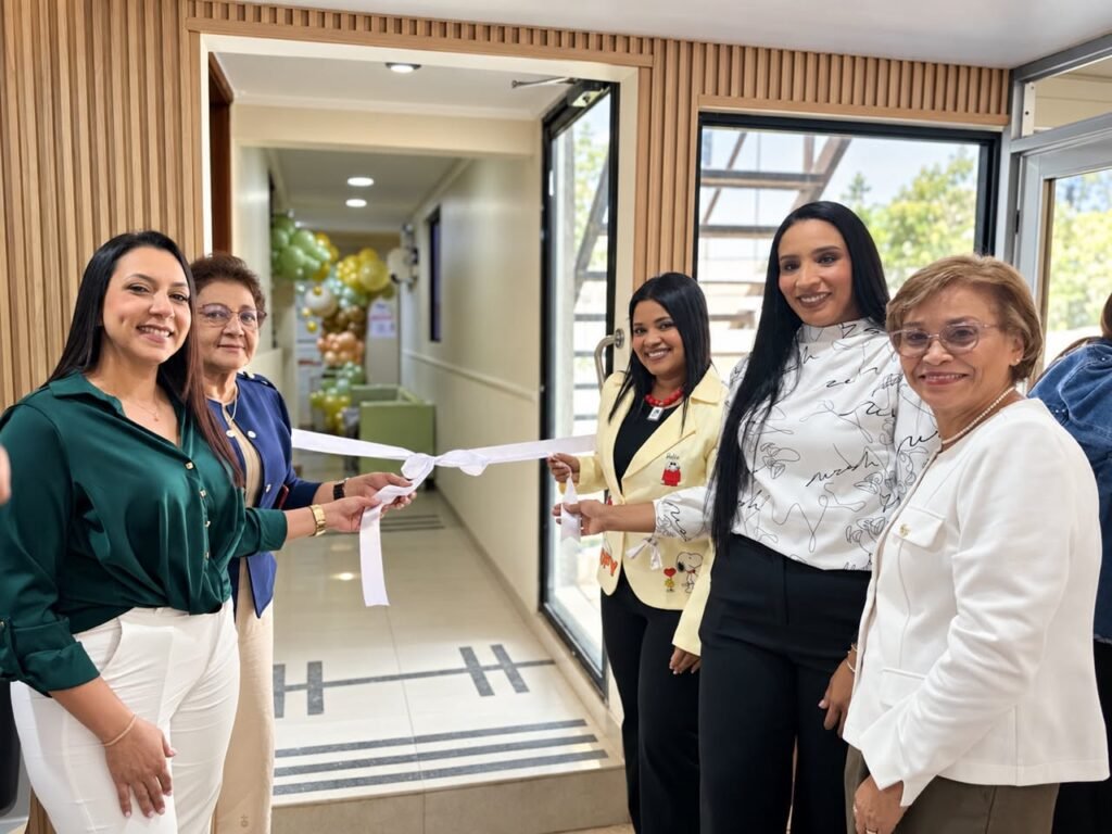 Servicios Médicos Colón relanza su Unidad Pediátrica con atención integral para niños y adolescentes